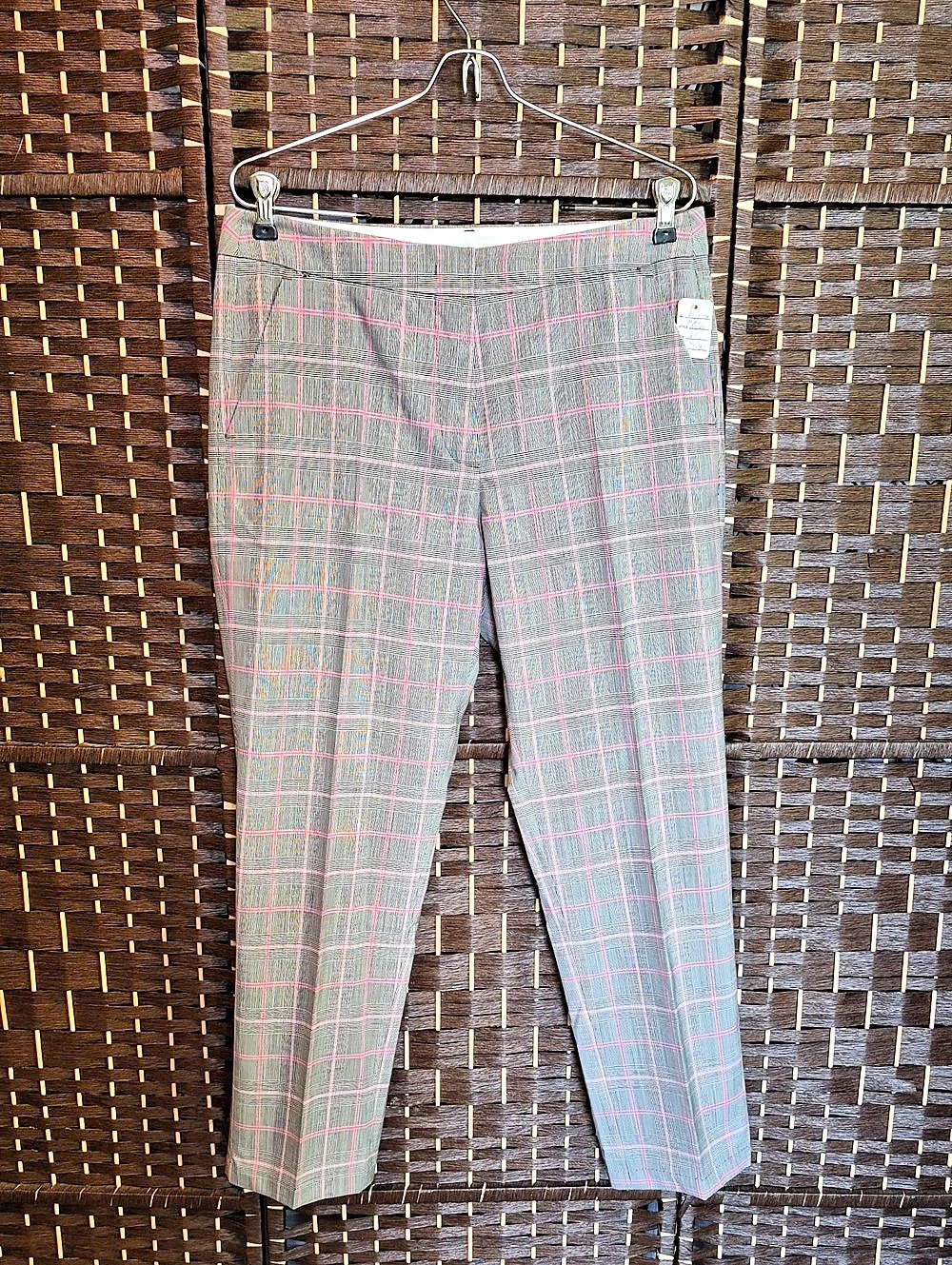 Weekend Max Mara Cigarette Plaid Trousers in Gray & Pink Like New